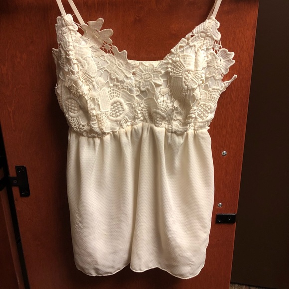 Super chic spaghetti strap top - Picture 1 of 2